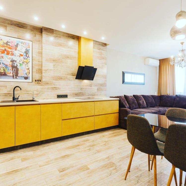 Vip 2 Rooms 75M2 Center Of Obolon Near River Side Kiev Exteriör bild